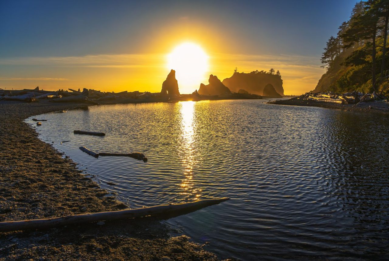 Seattle · Olympic National Park Area (245 Km)